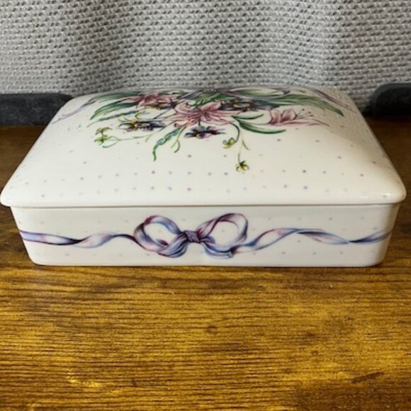 Horchow VTG Porcelain Floral Double Card Box & 2 Decks Original‎ Playing Cards - Picture 4 of 7